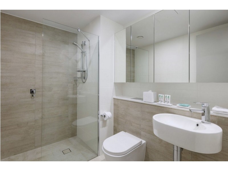 2812/2 Como Crescent, Southport QLD 4215