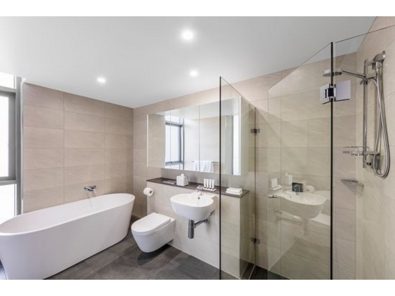 2812/2 Como Crescent, Southport QLD 4215