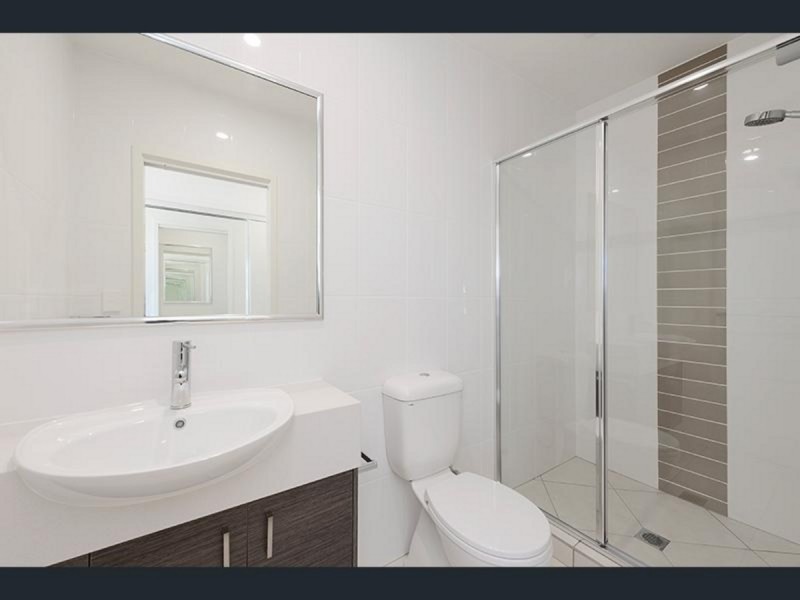 94 McDermott Parade, Rochedale QLD 4123