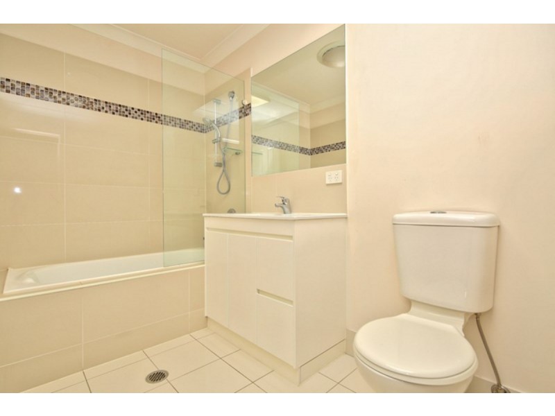 4/12 Joyce stre Joyce Street, Coopers Plains QLD 4108