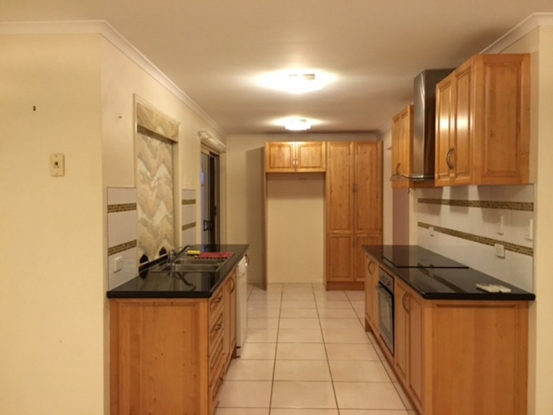 04 Chotai Place, Coopers Plains QLD 4108