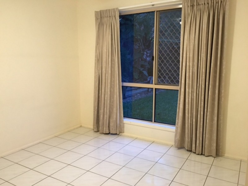 04 Chotai Place, Coopers Plains QLD 4108