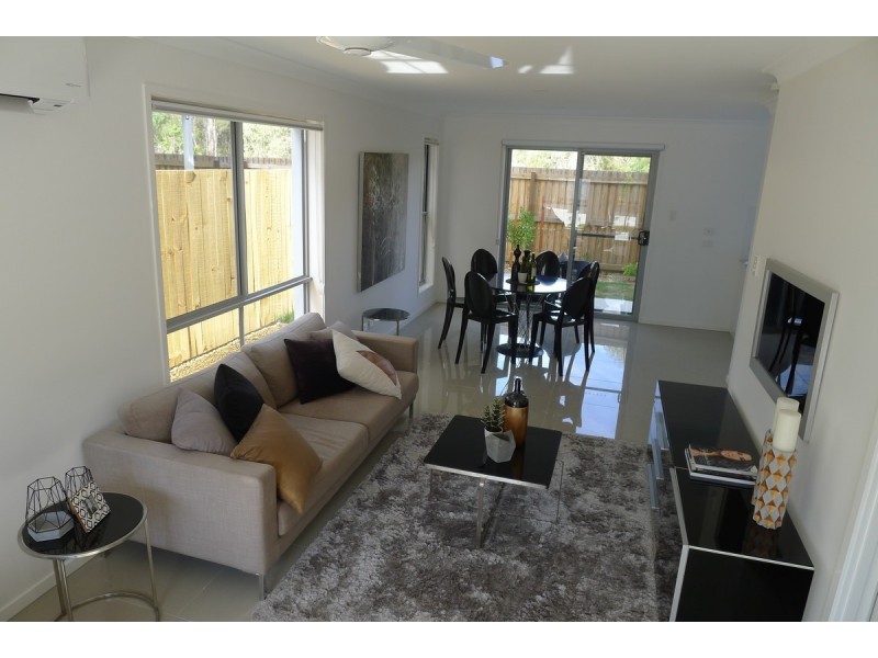 6 Cloverdale Road, Doolandella QLD 4077