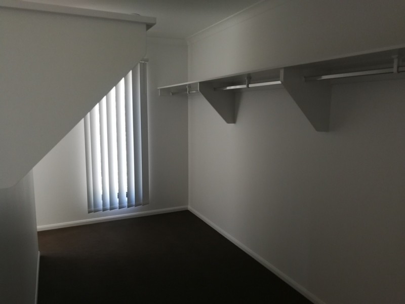 25 Wisteria Place, Calamvale QLD 4116