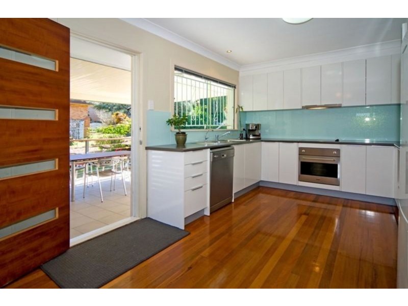 12 Cresthaven Drive, Mansfield QLD 4122
