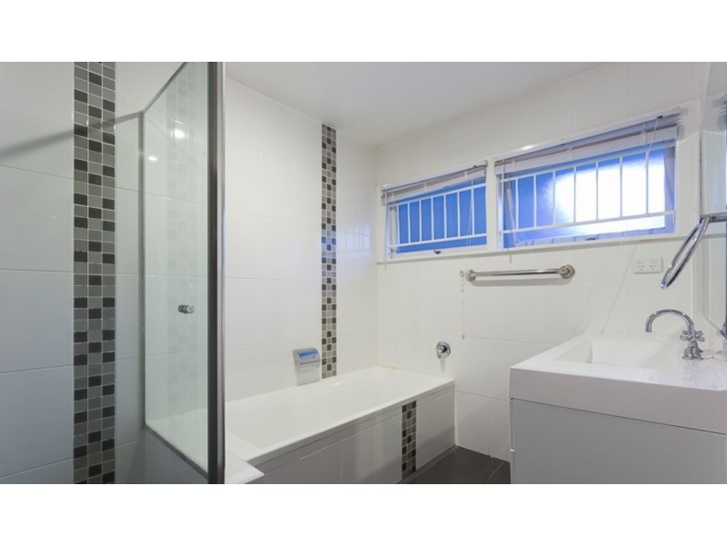 12 Cresthaven Drive, Mansfield QLD 4122