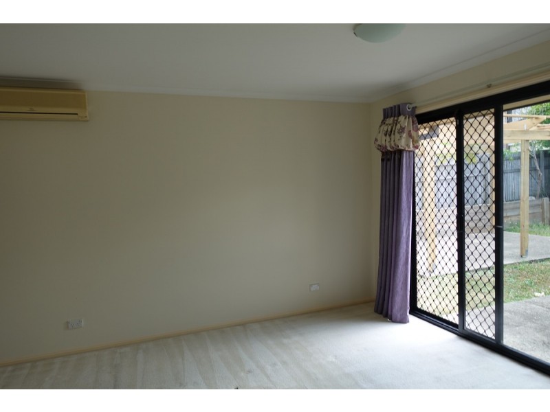 12 Newland Crescent, Parkinson QLD 4115