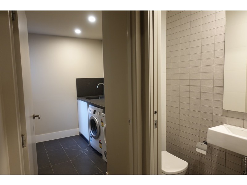 6 Ironside Street, St Lucia QLD 4067