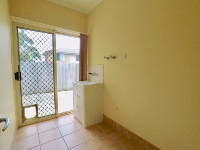 9 Hamilton Close, Forest Lake QLD 4078
