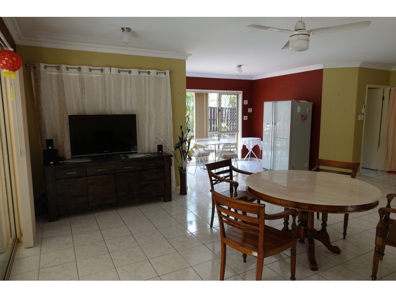 31A Palm Street, Kenmore QLD 4069