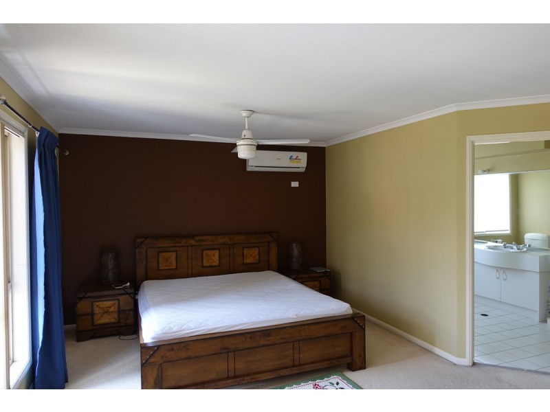 31A Palm Street, Kenmore QLD 4069