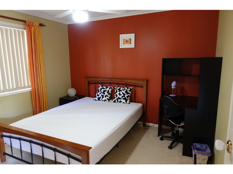 31A Palm Street, Kenmore QLD 4069