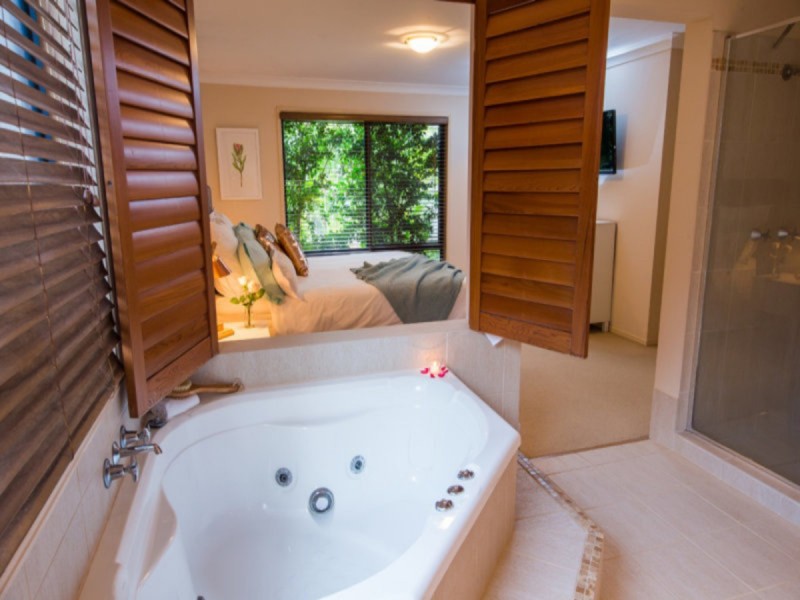 9 Apple Blossom Place, Eight Mile Plains QLD 4113