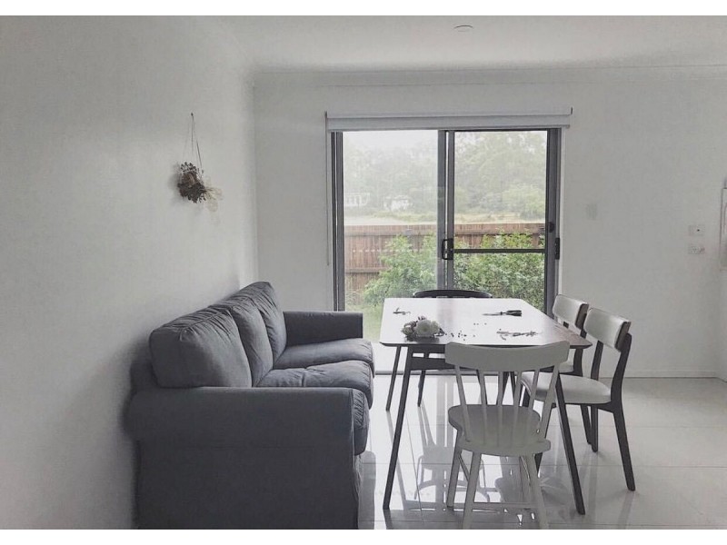 6 Cloverdale Road, Doolandella QLD 4077