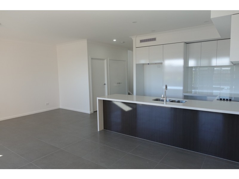 166 Nottingham Road, Parkinson QLD 4115