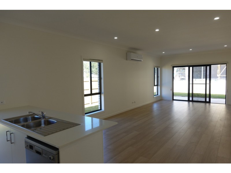 39 Kourounis Street, Logan Reserve QLD 4133