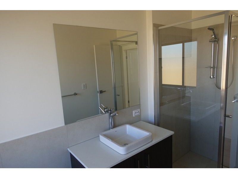 39 Kourounis Street, Logan Reserve QLD 4133