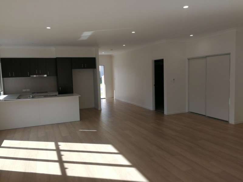 18 Cook Lane, Logan Reserve QLD 4133