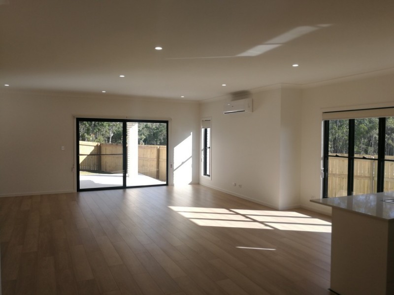18 Cook Lane, Logan Reserve QLD 4133