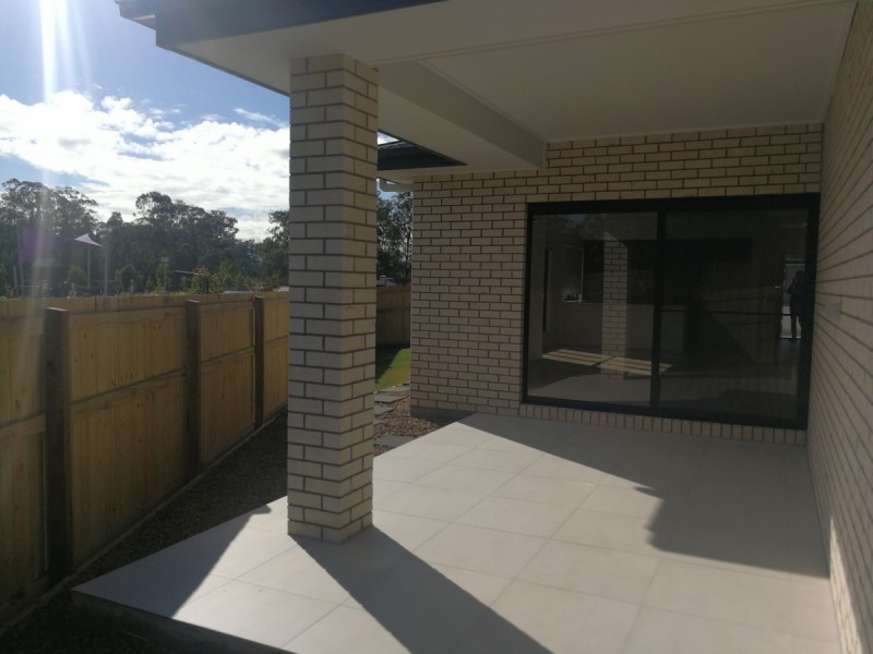 18 Cook Lane, Logan Reserve QLD 4133