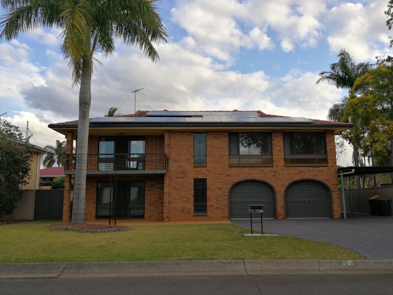 11 Mapleleaf Street, Eight Mile Plains QLD 4113