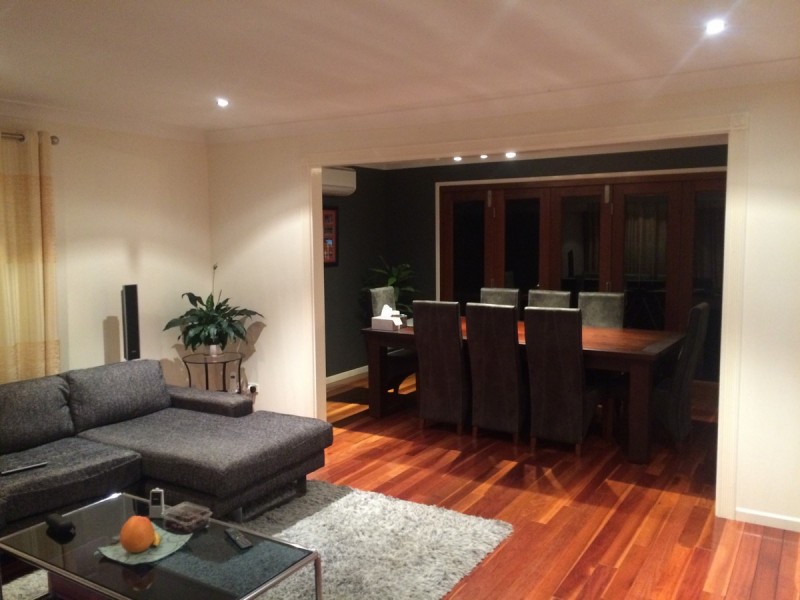 11 Mapleleaf Street, Eight Mile Plains QLD 4113