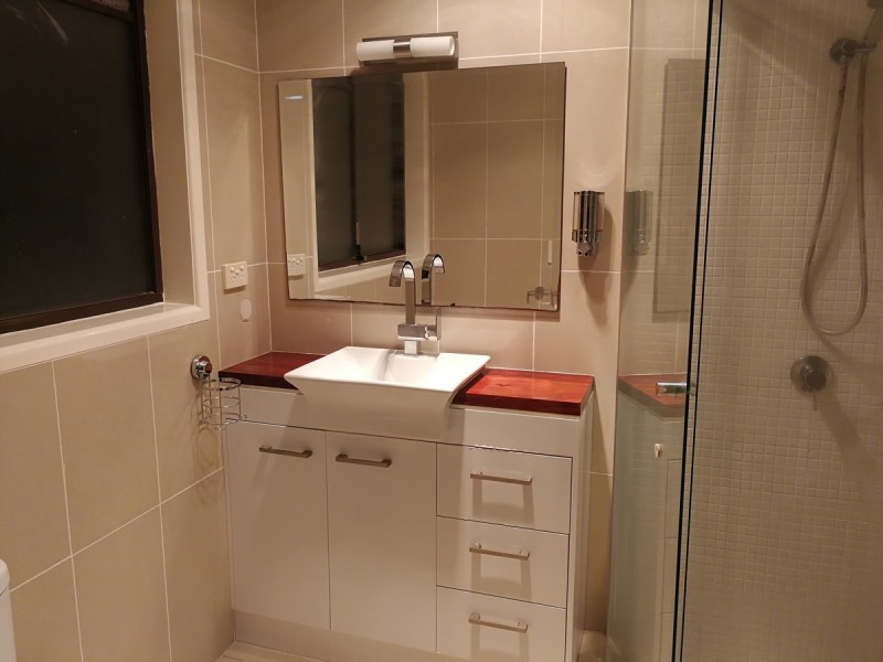 11 Mapleleaf Street, Eight Mile Plains QLD 4113