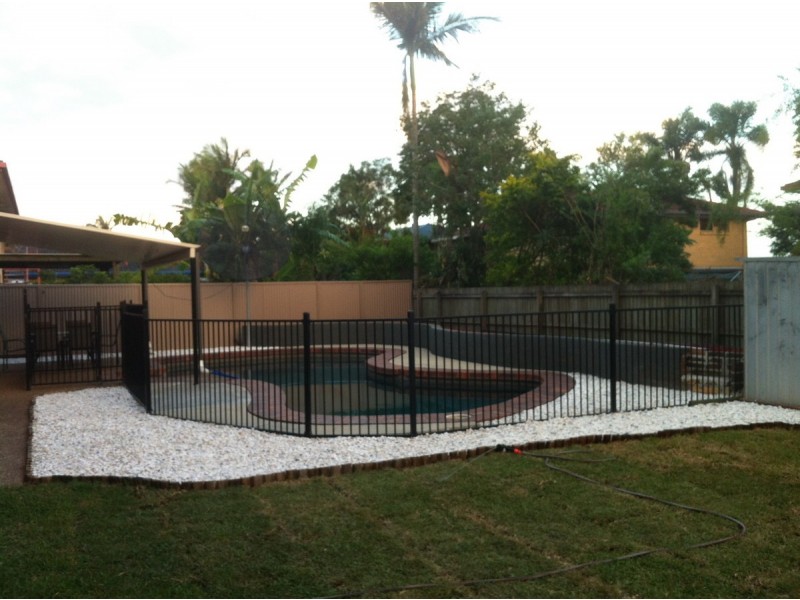 11 Mapleleaf Street, Eight Mile Plains QLD 4113