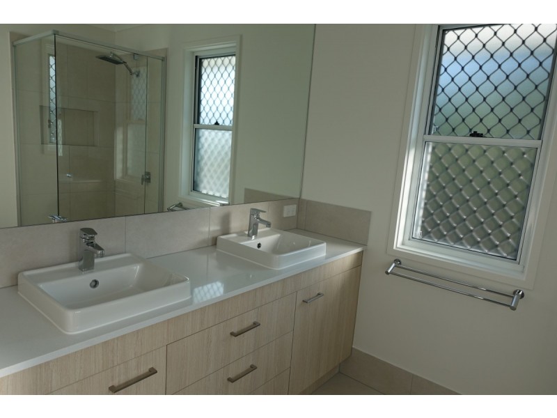 46 Morningview Place, Carindale QLD 4152