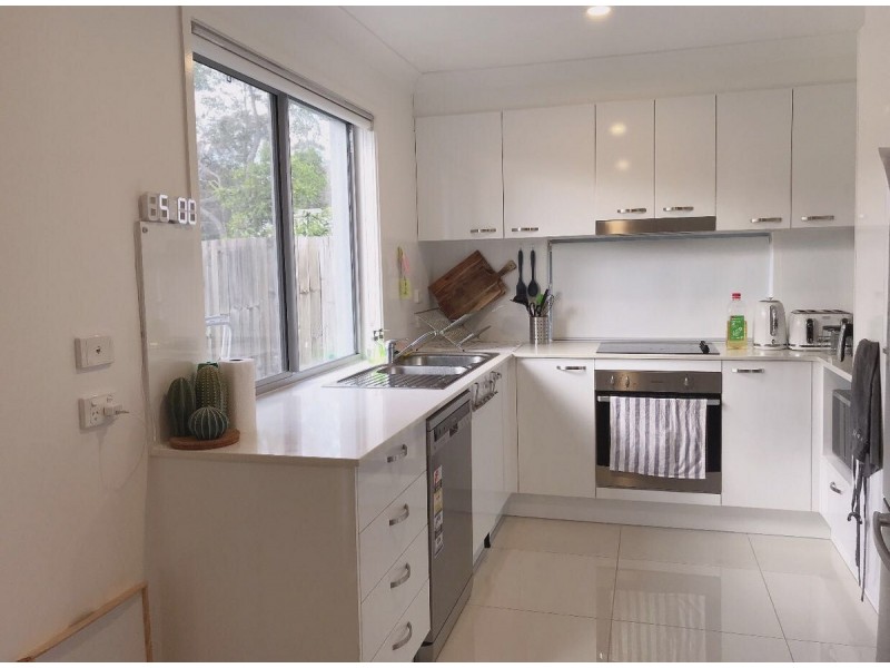 1/6 Cloverdale Road, Doolandella QLD 4077