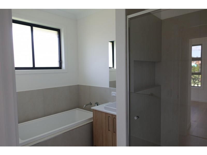 2 Blossom Place, Rochedale QLD 4123