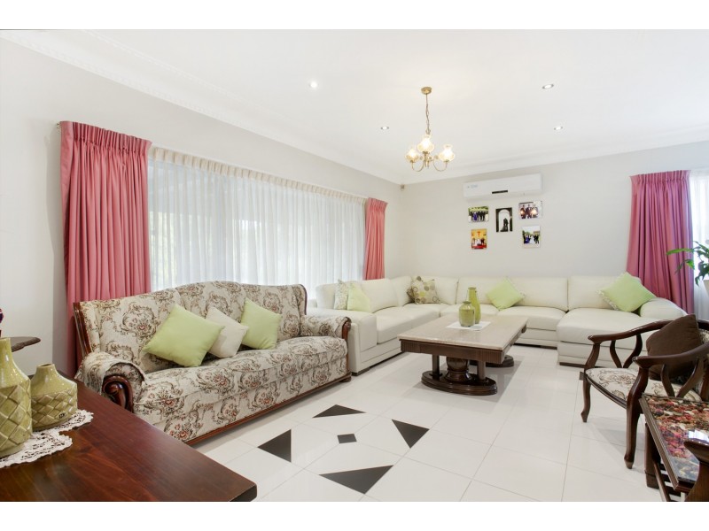 31 Parmal Avenue, Padstow NSW 2211