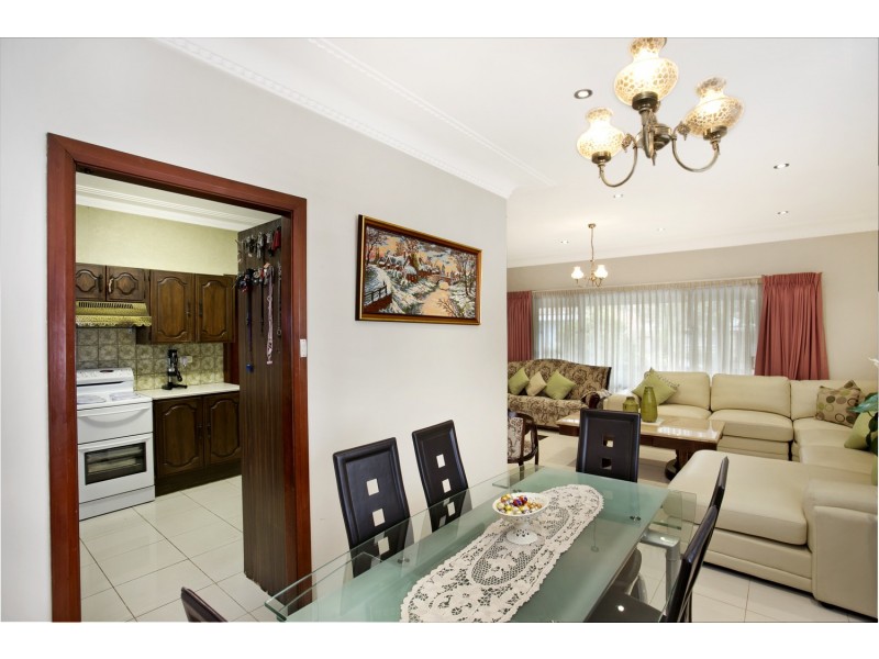 31 Parmal Avenue, Padstow NSW 2211