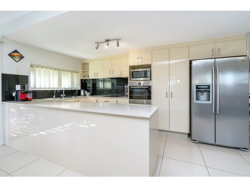 1/6 Peter Parade, Miami QLD 4220