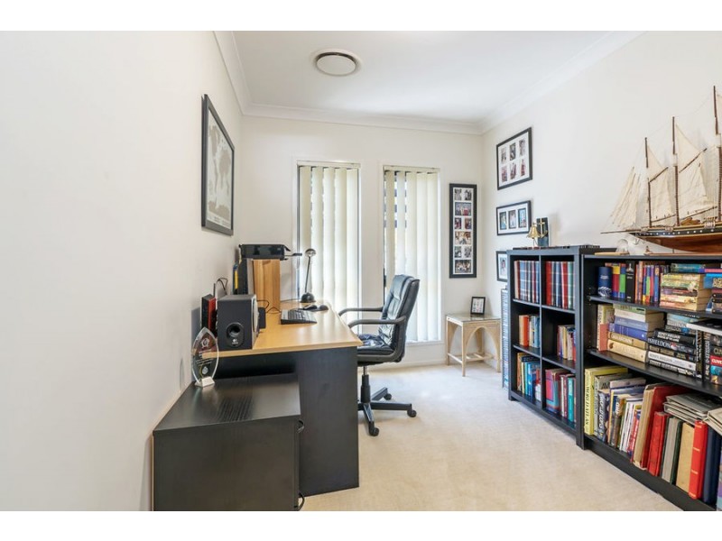 1/6 Peter Parade, Miami QLD 4220