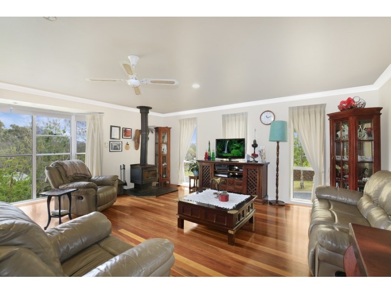 2 Mungurra Hill Road, Cordeaux Heights NSW 2526