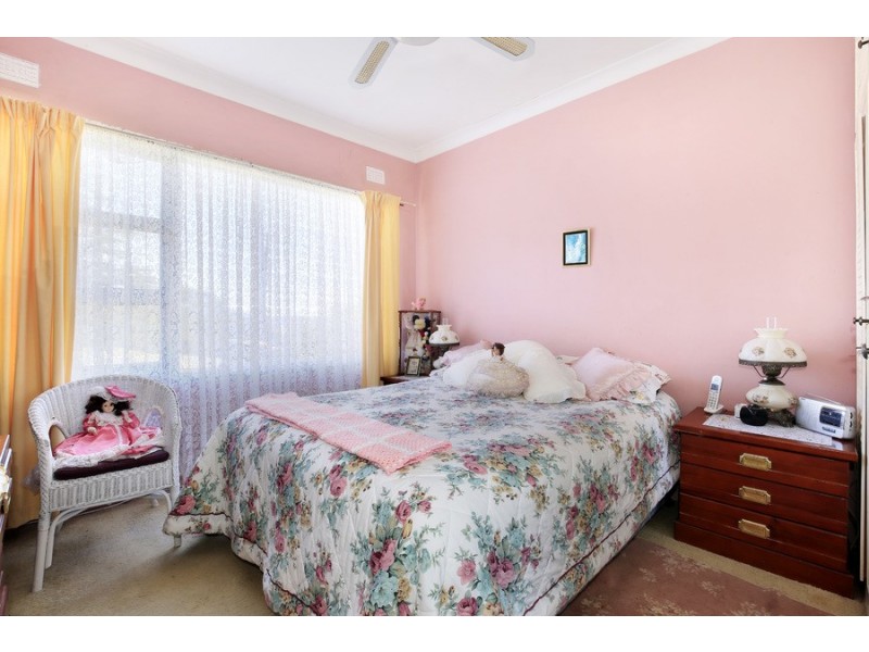 135 Farmborough Road, Farmborough Heights NSW 2526