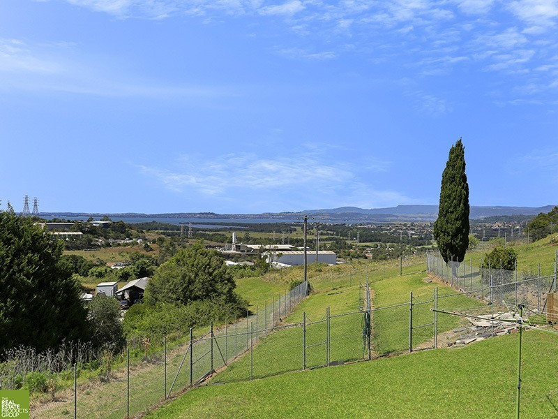 135 Farmborough Road, Farmborough Heights NSW 2526