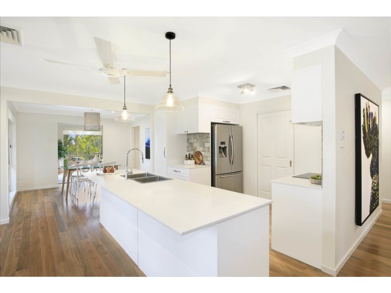 24 Highview Drive, Farmborough Heights NSW 2526