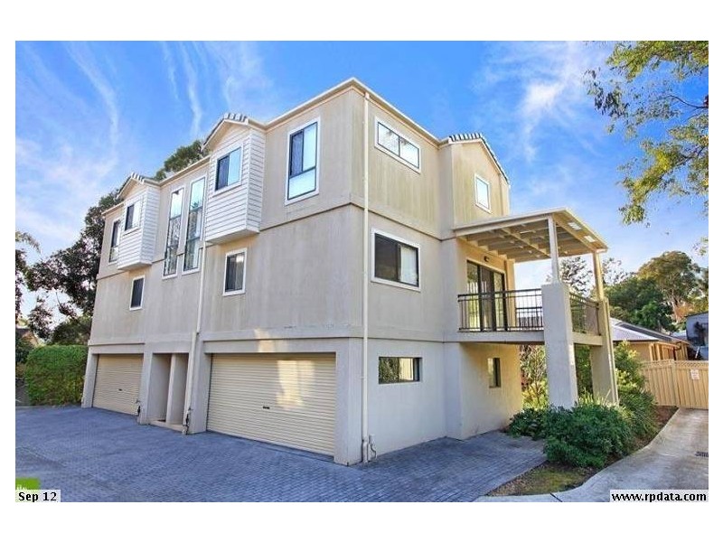 8/21a Woodlawn Avenue, Mangerton NSW 2500