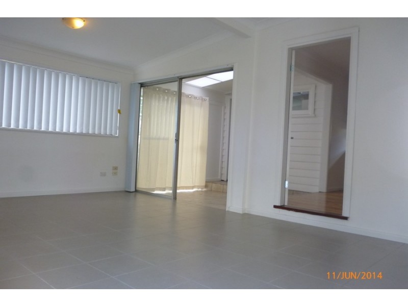 55 Urunga Parade, West Wollongong NSW 2500
