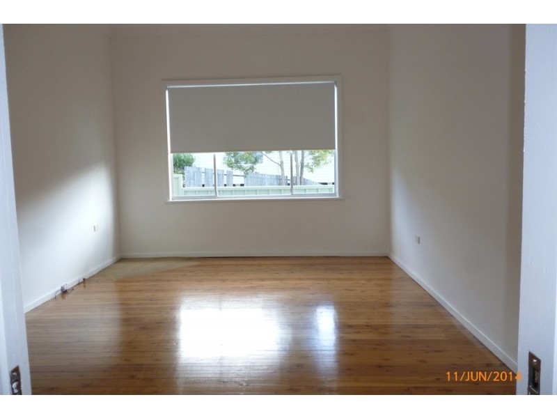 55 Urunga Parade, West Wollongong NSW 2500