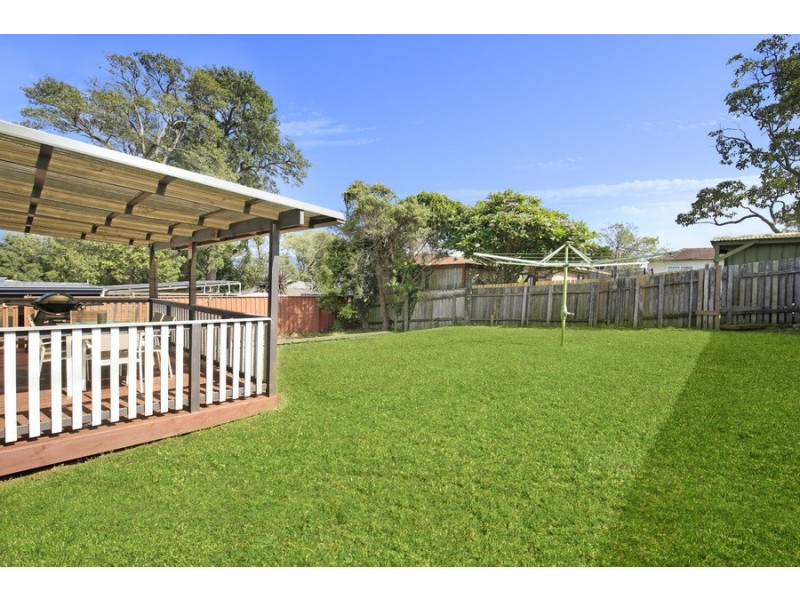 13 Waldron Street, Mount Saint Thomas NSW 2500