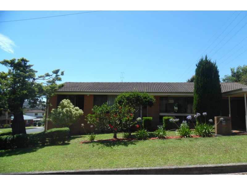 27 Edmund Avenue, Figtree NSW 2525