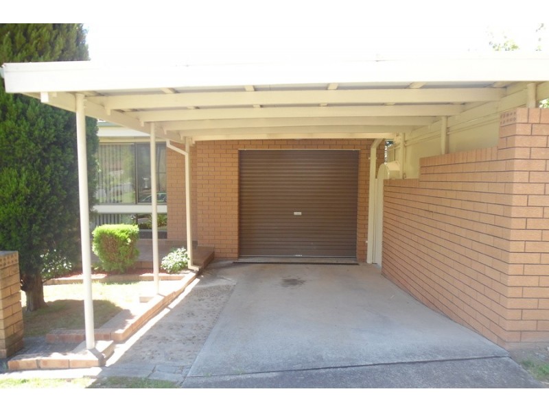 27 Edmund Avenue, Figtree NSW 2525