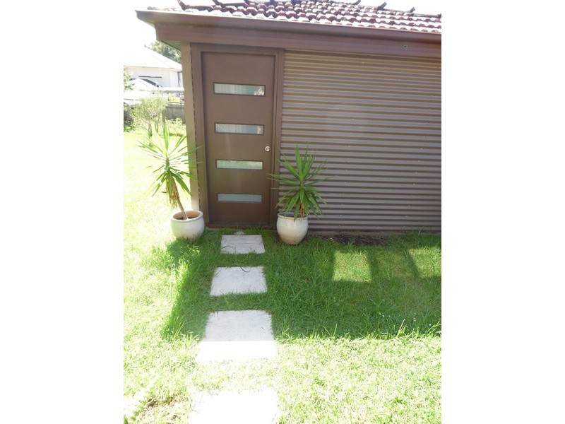 19a Prospect Street, Mount Saint Thomas NSW 2500