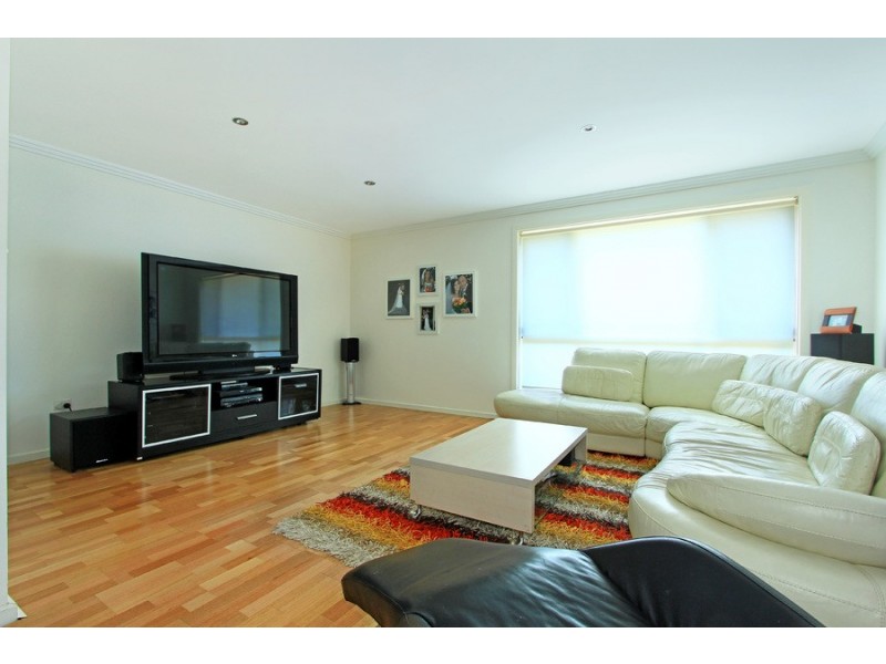 12A Hurt Parade, Unanderra NSW 2526