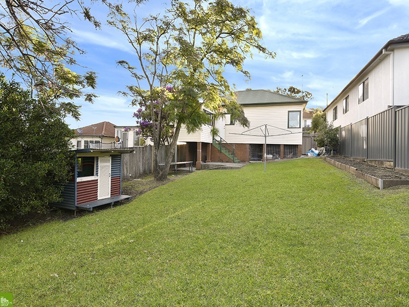 7 Prospect Street, Mount Saint Thomas NSW 2500