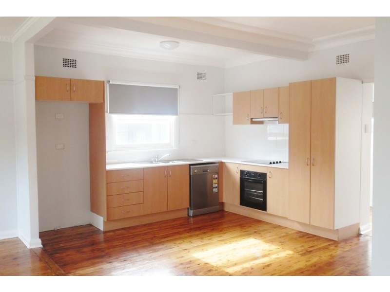 83 St Johns Avenue, Mangerton NSW 2500