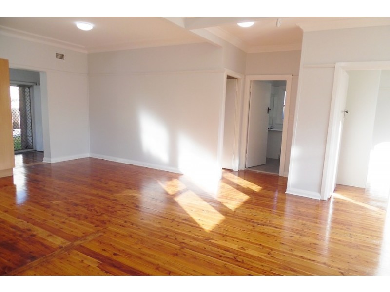 83 St Johns Avenue, Mangerton NSW 2500